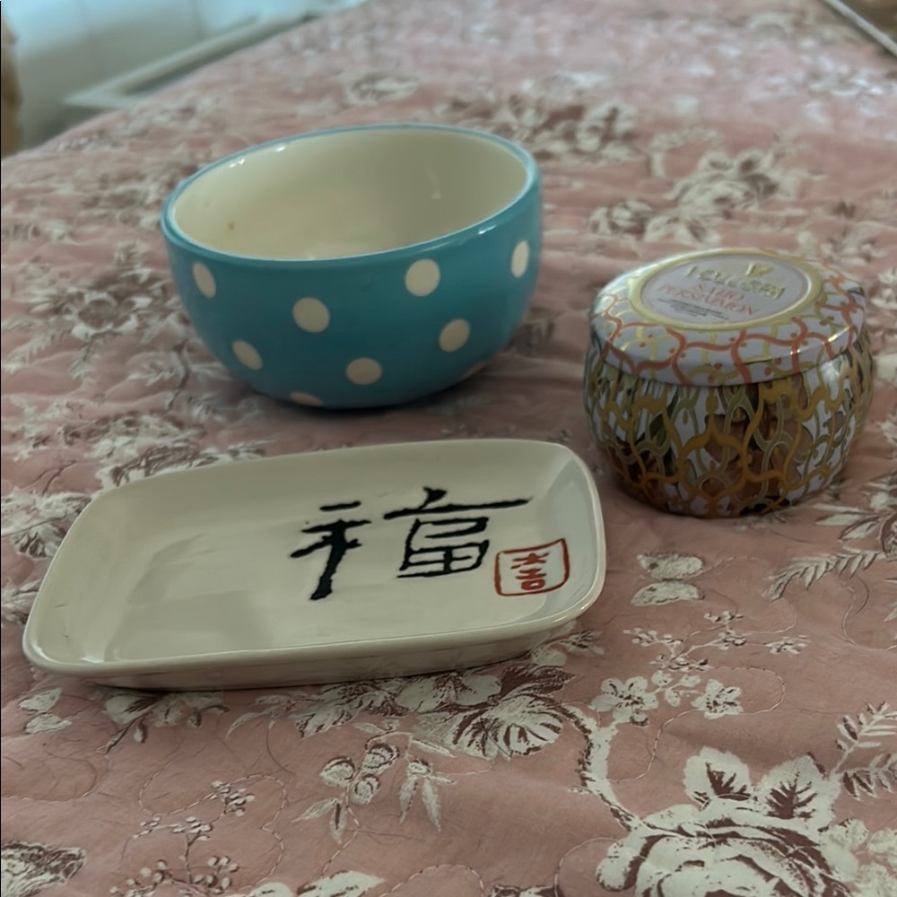 Soap Dish and Bowl